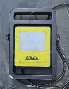 Arlec 20W LED Worklight 1400 Lumens IP44 5000K Daylight Work Light WLED0020 - Picture 1 of 2