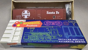 NOS Roundhouse HO Scale Santa Fe Plug Door Box Car Kit ATSF 525235 Topeka - Picture 1 of 3