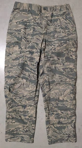 Pantalones de combate utilitarios de la Fuerza Aérea de los Estados Unidos ABU Tiger camuflaje digital pantalones Ripstop 36R - Imagen 1 de 9
