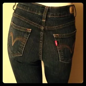 Levi's Perfectly Slimming Straight 512 Jeans 6 Medium VTG Dark Denim - Picture 1 of 7