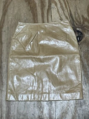 Trek New York Genuine Leather Skirt Women 4 Honey @G44 Pleated Zip - Image 1 of 4