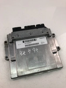 VOLVO C30 Engine Control Unit ECU 30788961 23393298 - Picture 1 of 4