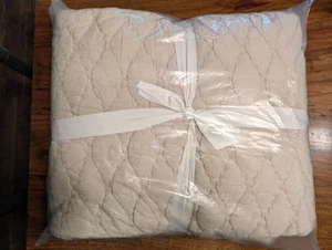 POTTERY BARN Cocoon Voile Quilt-King/CKing-Flax-OPEN BOX - Picture 1 of 3