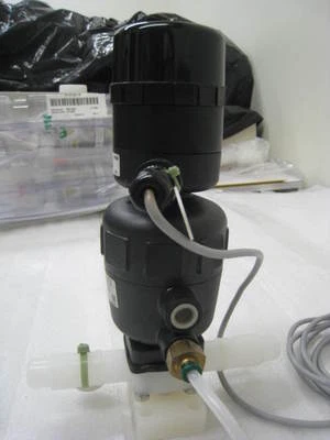 Burkert SYST-2030-A-15 流体控制系统 带隔膜阀,PTFE-PD-SS25-D-E — 第 1/4 张图片