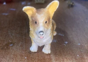 Vintage Welsh Corgi Pvc Collectible Toy Figure Dog - Picture 1 of 8