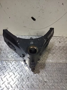 2006-2007 SUZUKI GSXR 750 BROKEN NECK FRAME CHASSIS SALVAGE - Picture 1 of 6