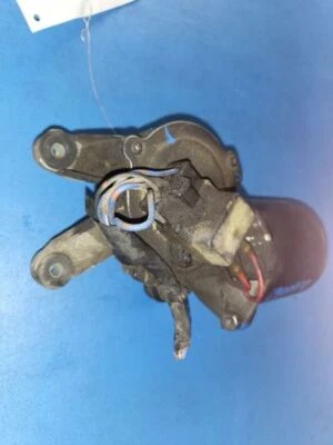 82 83 84 85 86 MOTOR LIMPIAPARABRISAS NISSAN SENTRA 161623 Foto 1 de 4