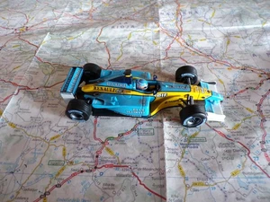 RENAULT RS 22 n°15 Button Formule 1 Universal Hobbies 1/43 - Imagen 1 de 2