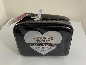 Bolso de cosméticos Victoria's Secret London Fashion Show 2014 - Imagen 1 de 7