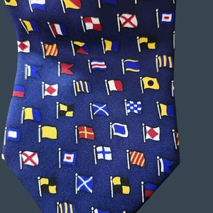Alynn Neckwear A-Z International Flags Navy Silk Tie - Picture 1 of 5
