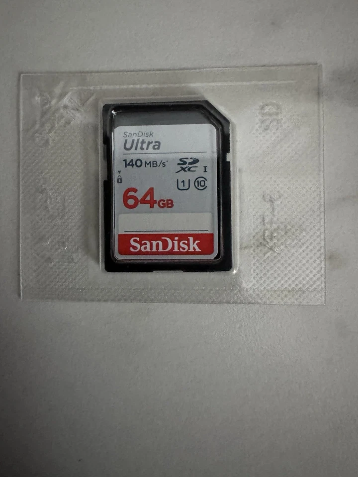 Tarjeta de memoria SanDisk 64 GB Ultra Clase 10 UHS I SDXC 140 MBs Foto 1 de 1