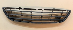 Griglia inferiore paraurti anteriore pre lifting Vauxhall Corsa D 2006 - 2010 13179942 - Foto 1 di 8