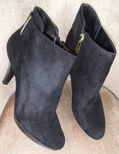 Bandolino black suede leather ankle booties, Sz 9 M , gold accents, zipper, - Picture 1 of 5