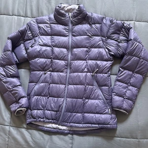 Rei Co-Op Puffer 650 Down Jacket Womens Sz M Purple Outdoor Hiking Packable Zip - Picture 1 of 8