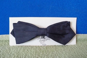 Vintage Beau Brummell "Topper" Narrow Black Clip On Snap On Bow Tie - Picture 1 of 2