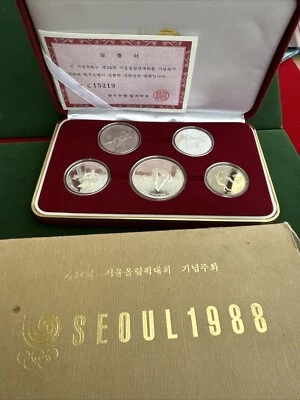 South KOREA  Republic 1987 Set of 5 Coins : 3 Silver, 1 -Cop.Nick.,1 Pure Nickel - Image 1 of 4