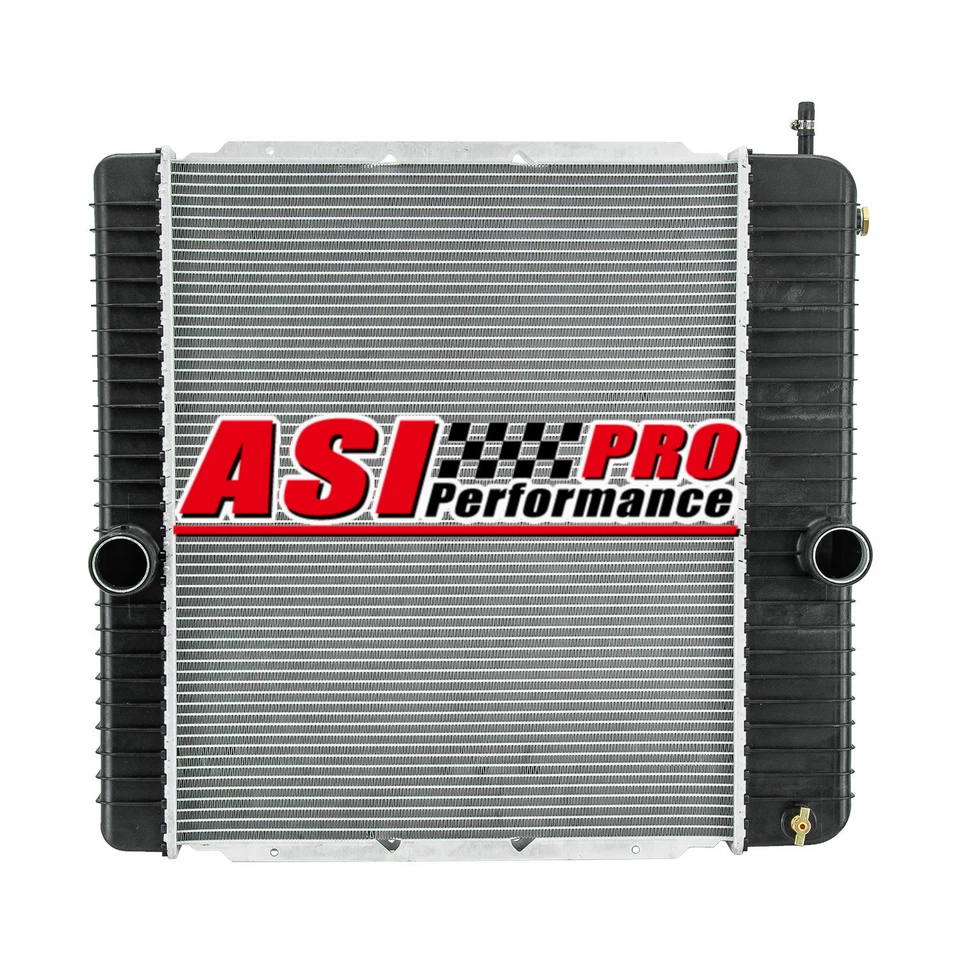 Radiator Fit 2004-07 2005 Ford F650 F750 International 3000 3200 4000 4300 4400 - Imagem 1 de 4