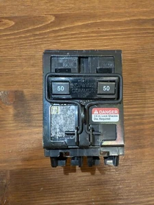Interruttore Quadrato D 50 Amp 2 Poli Homeline Standard Trip Residenziale Nero - Foto 1 di 8