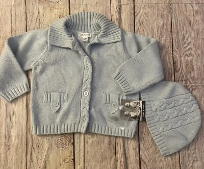 Conjunto de suéter y sombrero azul con botones Piper & Posie para bebé niño talla 3-6 meses nuevo con etiquetas Foto 1 de 4