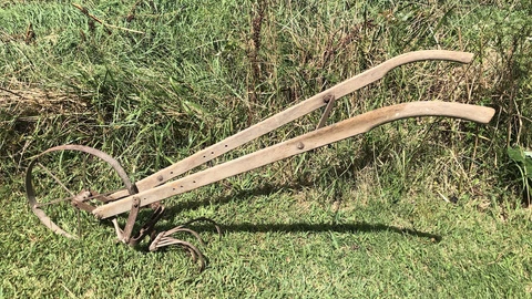 Antique Two Handled Farming Plow 16”x5’L Very Old Maryland Farm Antique Plow Cover