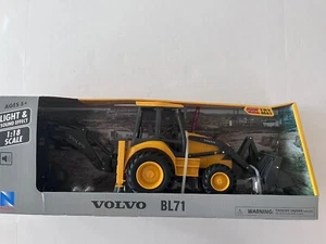 Volvo BL71 1:18 Scale Backhoe New - Picture 1 of 1