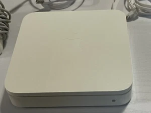 Apple Wireless A1354 AirPort Express Wi-Fi Router Base Station Extreme - Picture 1 of 6
