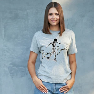 Benson Boone Fan T-Shirt Kinder & Erwachsene Größen versch. Farben Geschenk Konzert Tee - Bild 1 von 5