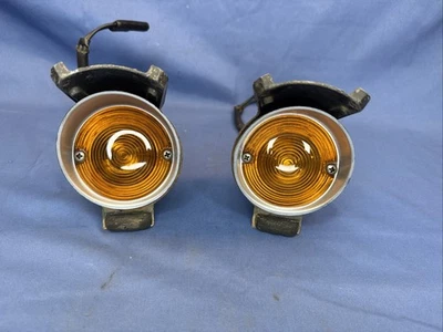 1968 69 Dodge Coronet Pair Original Front Turn Parking Light Signal Assemblies - Image 1 of 4