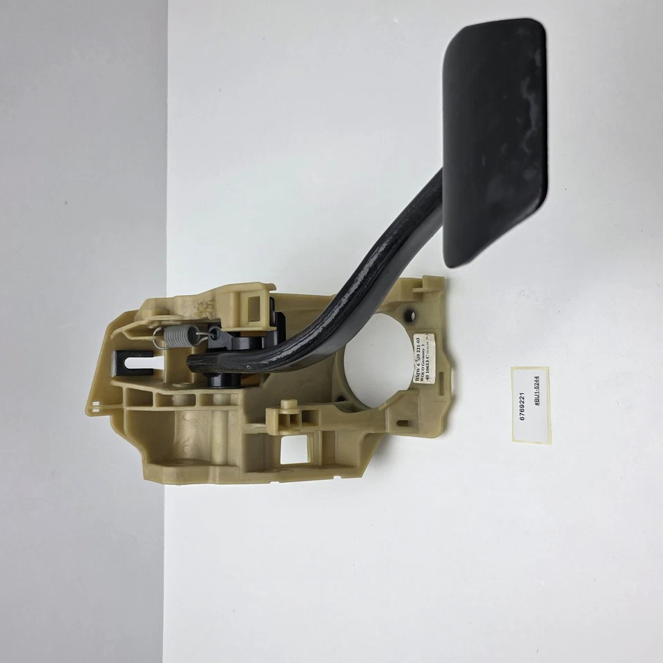 Conjunto de pedal de freno BMW 650i 2004-2010 6769221 Foto 1 de 4