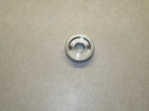 Brida interior Makita 224262-8 para amoladora 9501B - Imagen 1 de 2