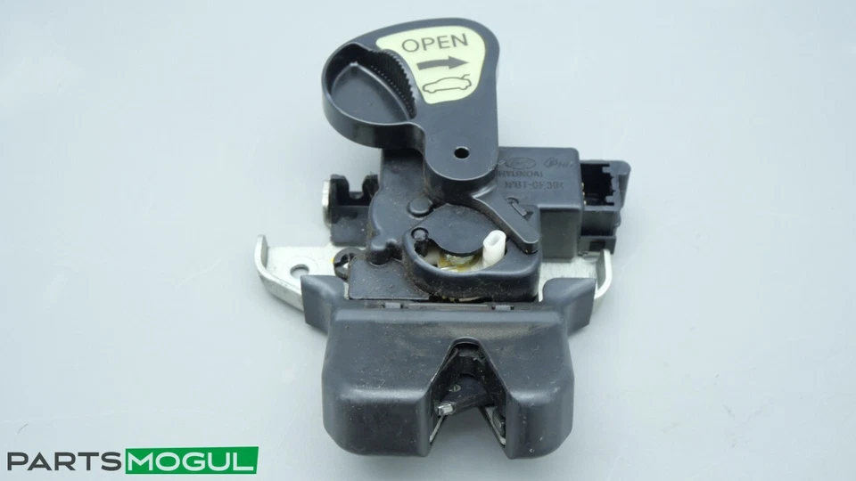 Cerradura de tapa de pestillo de maletero Hyundai Equus 2010-2015 Genesis 81230-3M020 OEM Foto 1 de 4