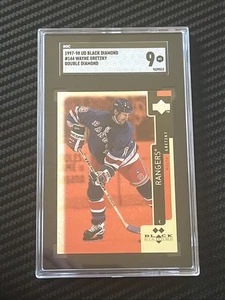 1997-98 Cubierta Superior Diamante Negro Doble Diamante Wayne Gretzky #144 Salón de la fama SGC 9 - Imagen 1 de 4