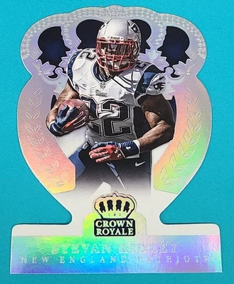 2014 Crown Royale Silver Holofoil /199 #64 Stevan Ridley Football Card J5 - Image 1 of 2