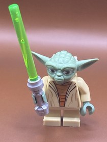 Yoda 8018 7964 Jedi Clone Wars Lightsaber Star Wars LEGO&reg; Minifigure Figure