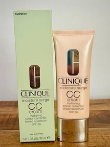 Clinique Moisture Surge CC Crema "Muy Ligera" ¡NUEVA! 1,4 fl. oz. - Imagen 1 de 1