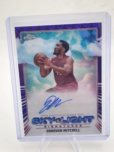 2024-25 Topps Chrome DONOVAN MITCHELL Sky Light Signatures Purple Geometric AUTO - Bild 1 von 2