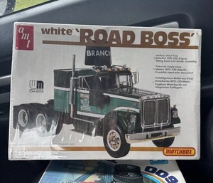 AMT Vintage White Road Boss Branch Series Truck Model #6642 NIB SEALED Matchbox - Picture 1 of 2