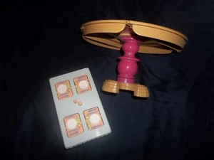 Mesa de comedor grande Fisher Price Briarberry Bear 1998 y mesa curva de aprendizaje-Bin E - Imagen 1 de 5