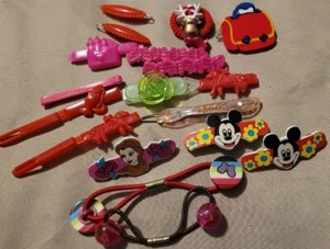 Vintage Haarspangen Haarspangen Mädchen Metallspangen Disney Puppe Schleife Kunststoff Posten - Bild 1 von 6