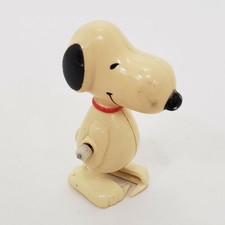 snoopy wind up toy