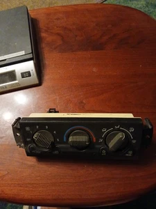 2000-2002 CHEVY TAHOE YUKON AVALANCHE AC CLIMATE CONTROL TEMPERATURE HEATER OEM - Picture 1 of 4