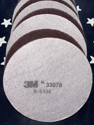 3M 5” Hookit Scotch-Brite VERY FINE Clean and Finish  33078    10 Disc Pads - Image 1 of 4
