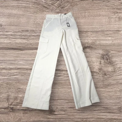 Pantalón cargo pierna ancha tiro alto crema nuevo con etiquetas express talla 2R Foto 1 de 4