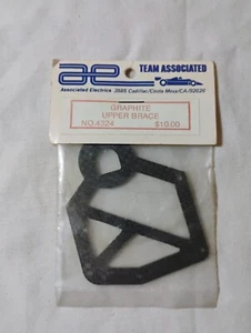 Team Associated graphite upper brace 4324 RC12L - Picture 1 of 2