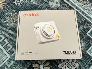 Godox ML100Bi Portable LED Video Light - Picture 1 of 3