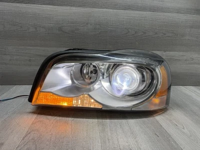 Faro delantero izquierdo izquierdo xenón HID (OO)) Volvo XC90 2007-2014 OEM Foto 1 de 4