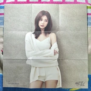 Zweimal Tzuyu AbouTZU offizielles Interview Poster Kpop authentisch koreanisch exklusiv - Bild 1 von 2