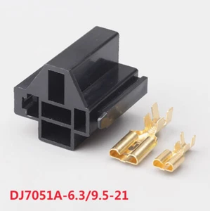 10 set 5Pin Automotive Connector Relay Socket DJ7051A with 9.5mm 6.3mm Terminals - Picture 1 of 3