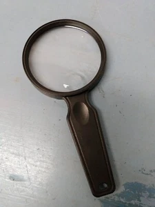 Hand-Held Magnifier (LL) - Picture 1 of 4