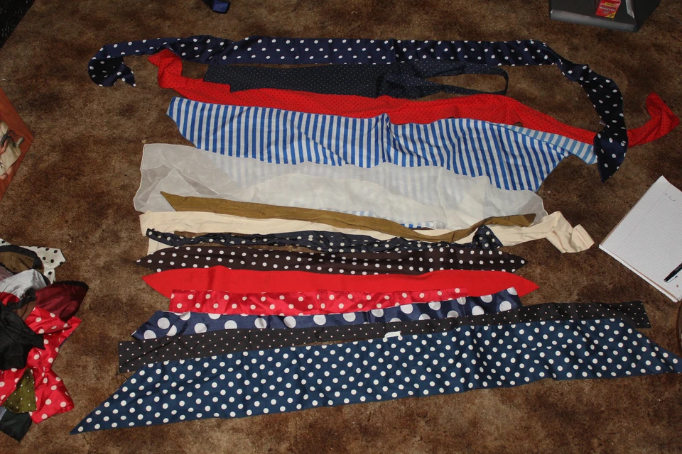 批量 14 件 复古丝绸头带 包裹 20 世纪 60 年代 MOD HIP 复古外观 Groovy — 第 1/1 张图片